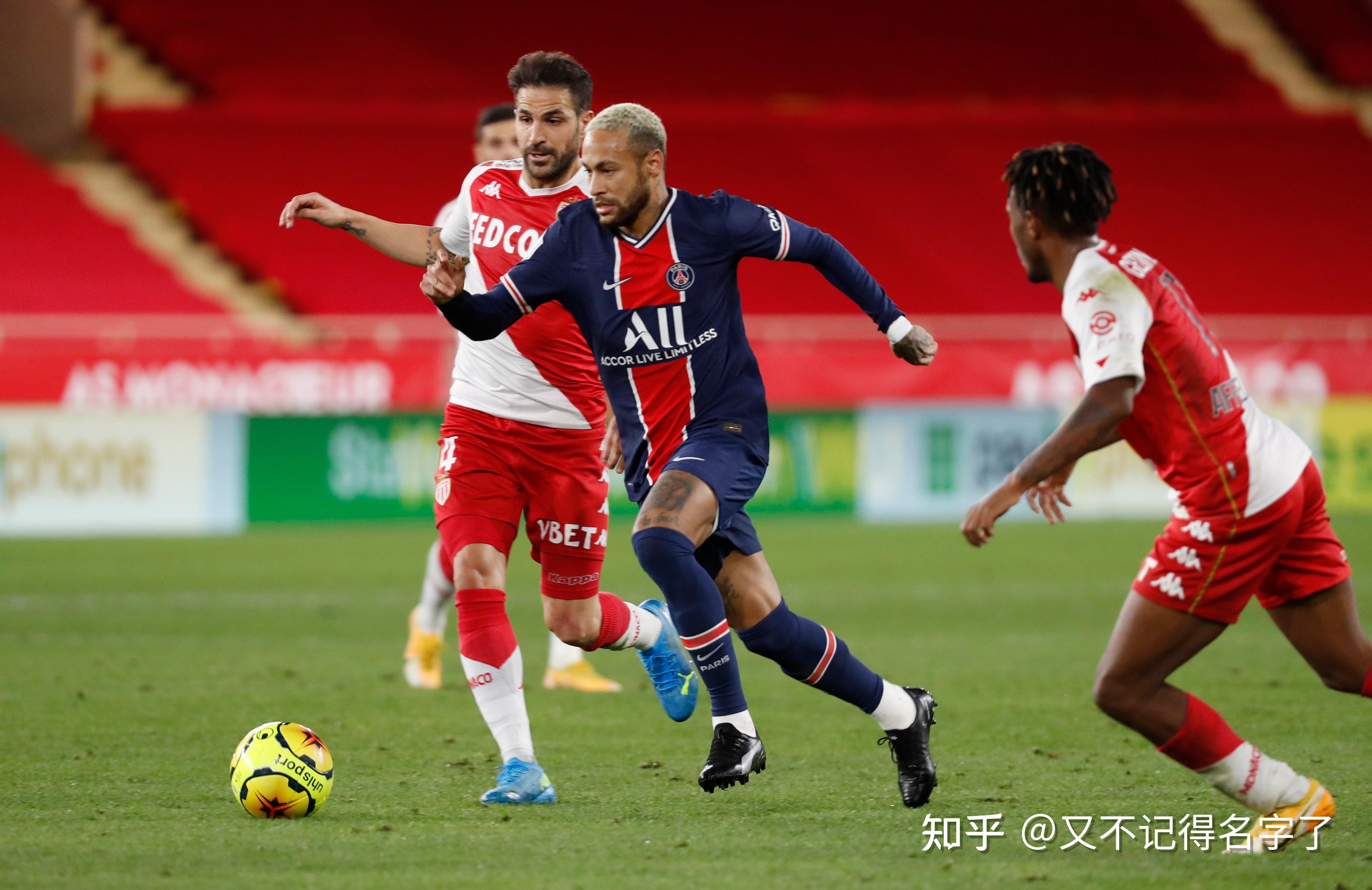 巴黎圣日耳曼法甲击败摩纳哥姆巴佩单刀命中的简单介绍
